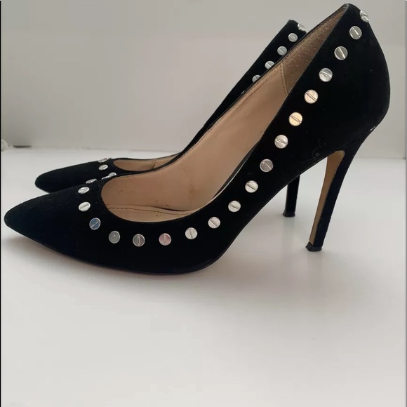 *Victoria Secret Suede Pointed Toe Heels Size: 7 - Picture 2 of 6